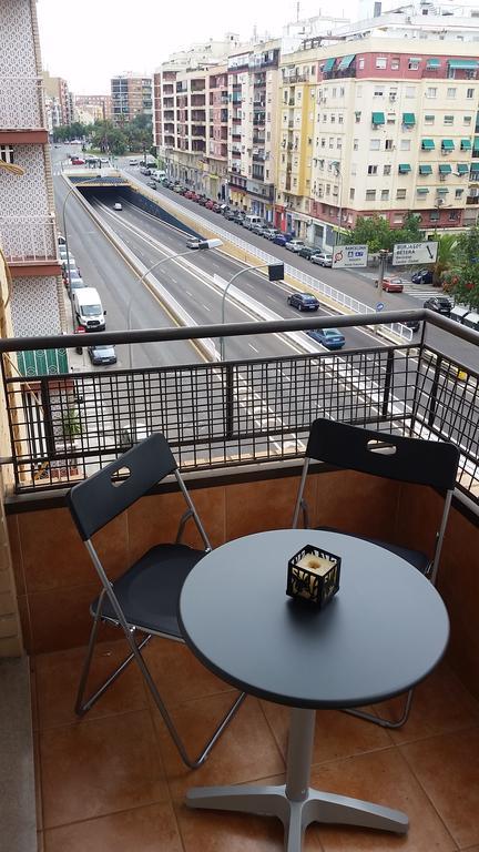 Pasarela Apartment Valencia Exterior photo